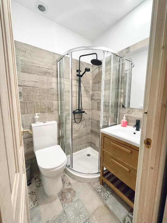 Az The Old Town Hostel - Coliving Saragozza Esterno foto
