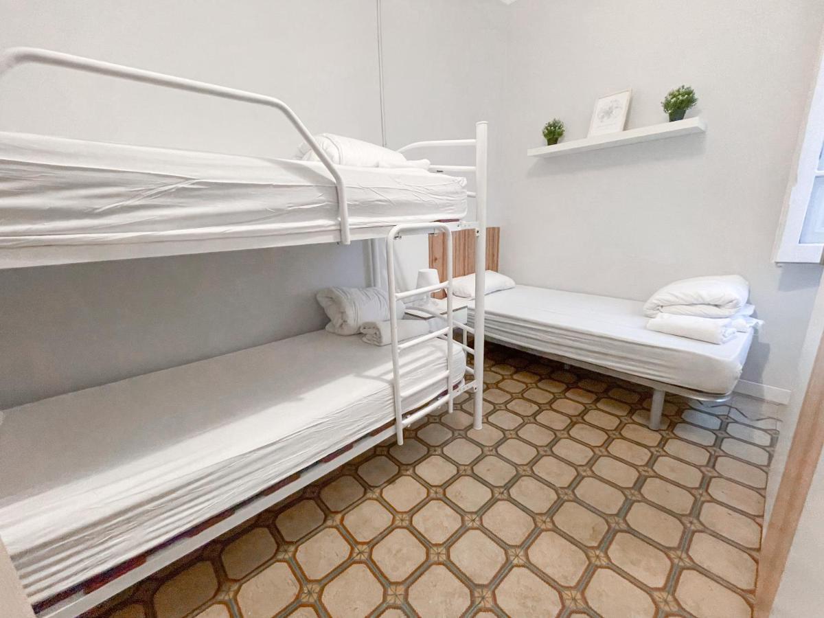 Az The Old Town Hostel - Coliving Saragozza Esterno foto