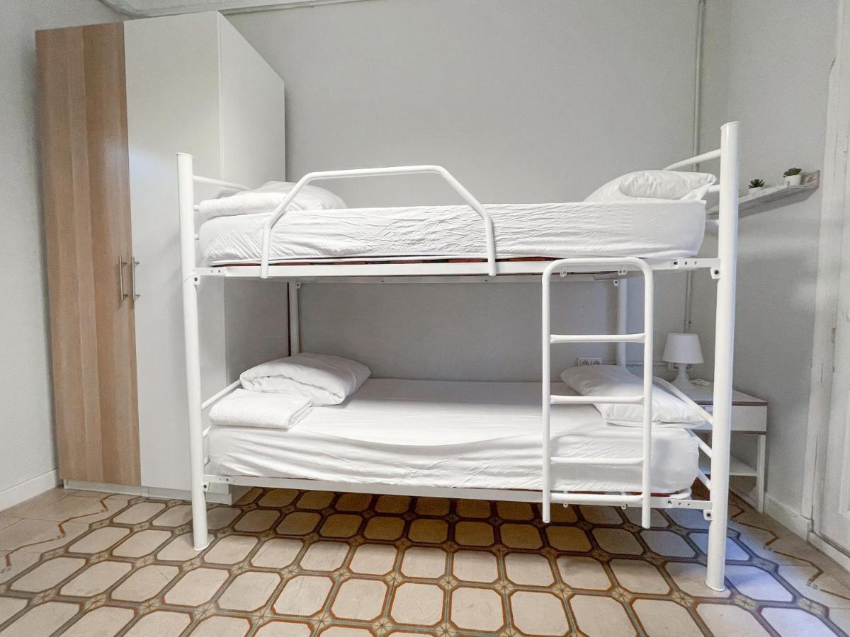 Az The Old Town Hostel - Coliving Saragozza Esterno foto